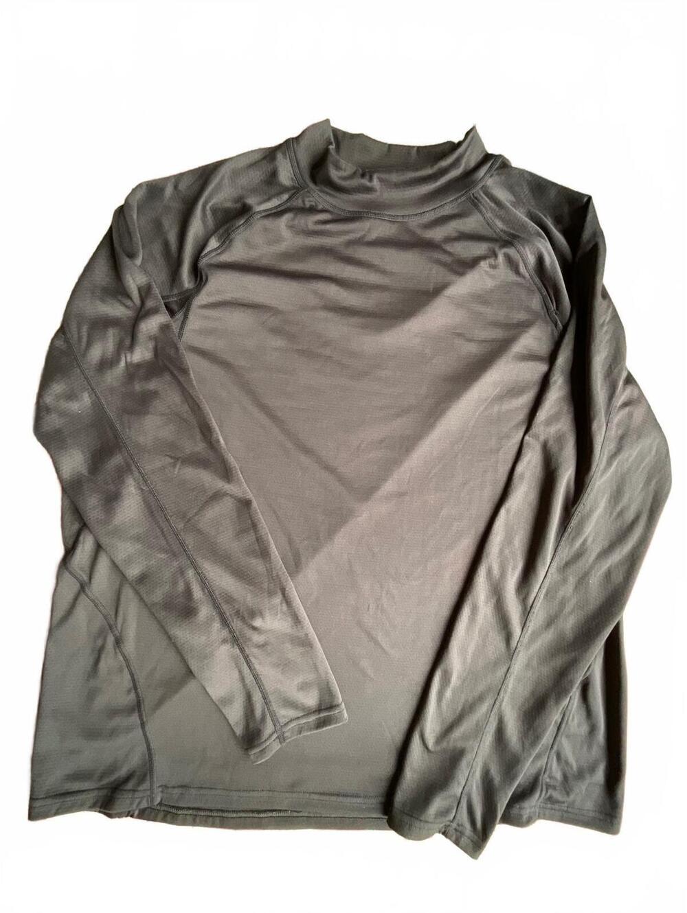 Black long sleeve athletic top